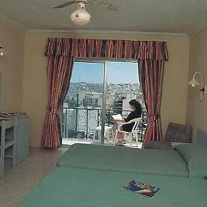 Alfonso Hotel Saint Julian's
