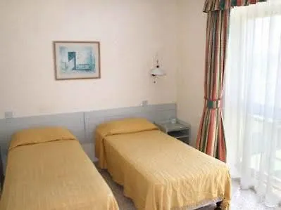 Alfonso Hotel Saint Julian's
