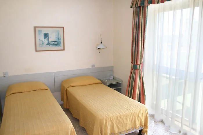 Alfonso Hotel Saint Julian's 3*,  Malta